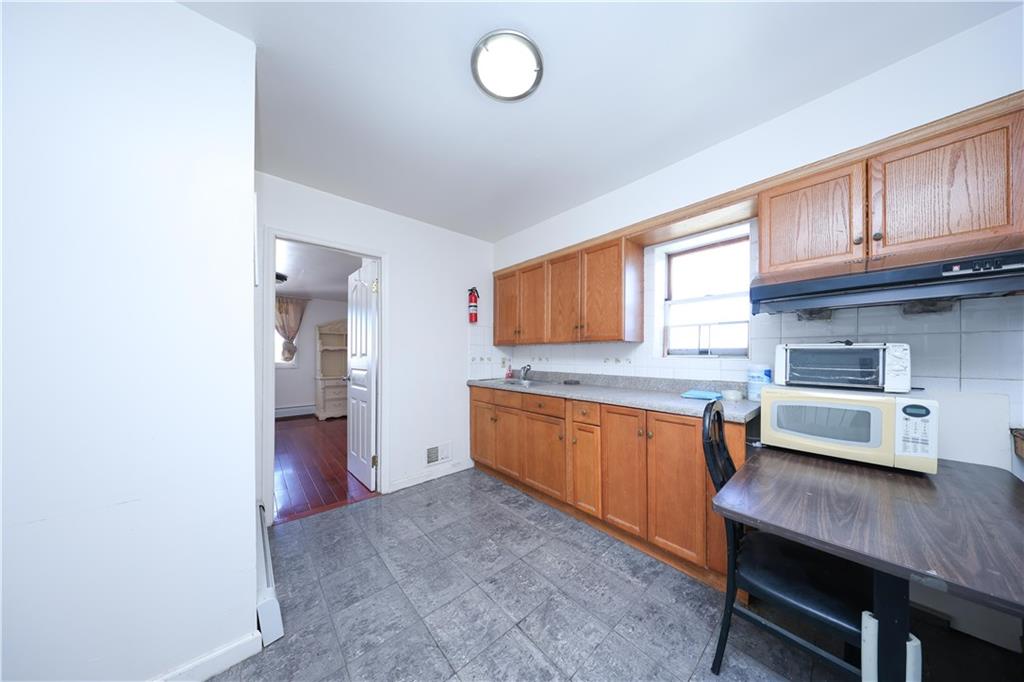 31 Giordan Court Mariner's Harbor Staten Island NY 10303