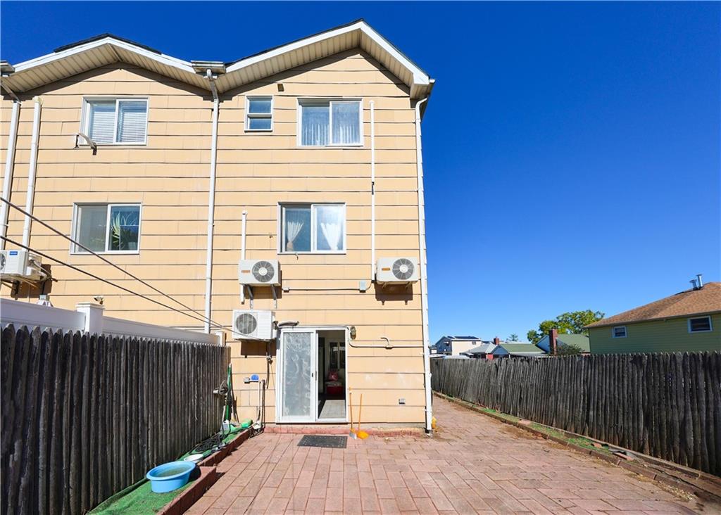 31 Giordan Court Mariner's Harbor Staten Island NY 10303