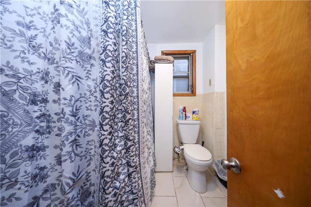 28 Lexington Avenue Port Richmond Staten Island NY 10302