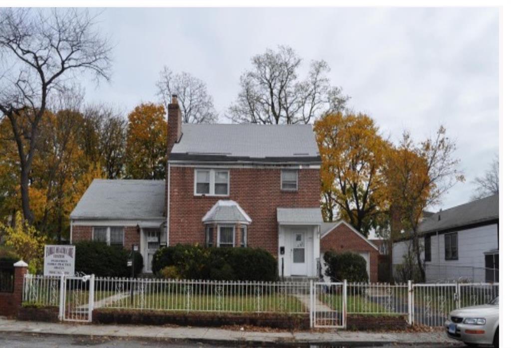 17720 Leslie Road Jamaica NY 11434