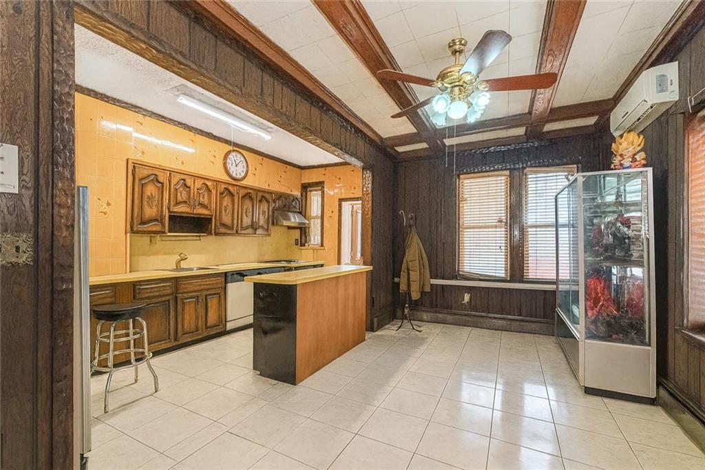 9302 95th Street Woodhaven Woodhaven NY 11421