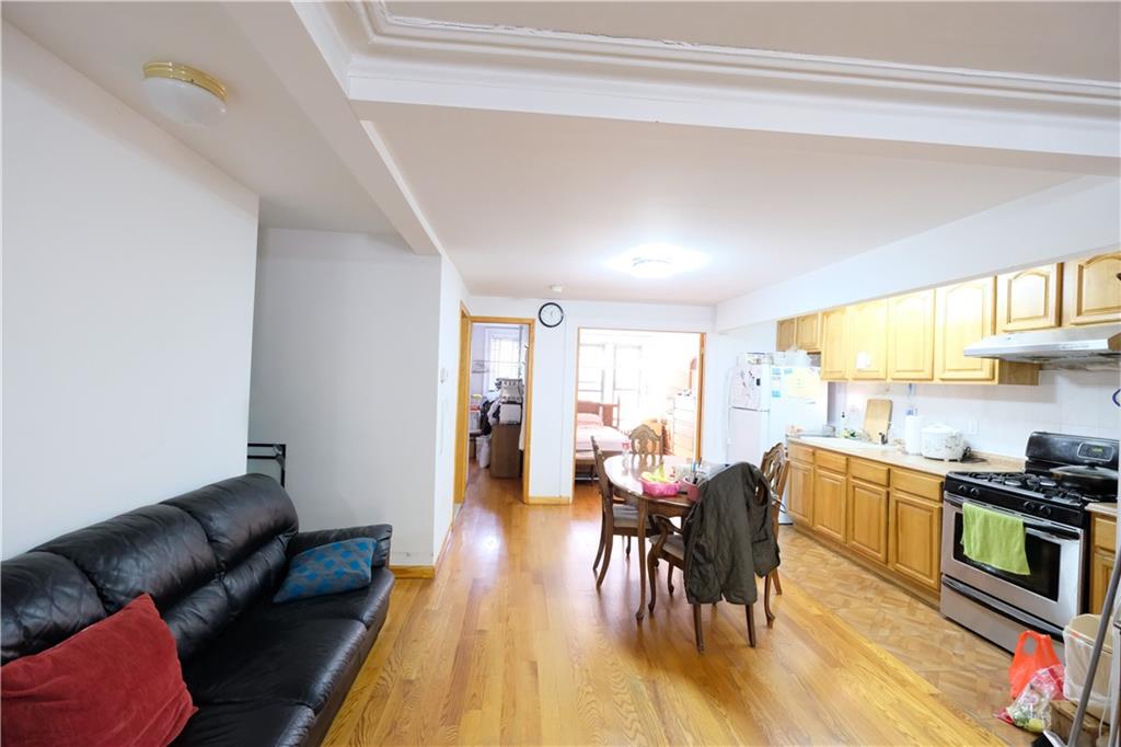 542 58th Street Sunset Park Brooklyn NY 11220