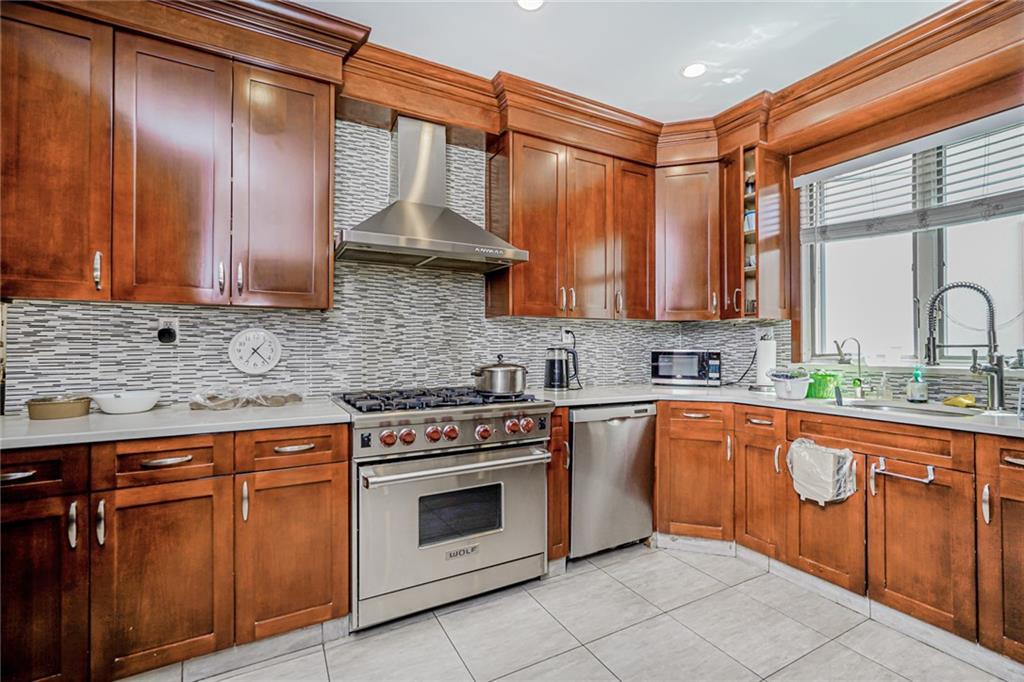 1654 East 10th Street Homecrest Brooklyn NY 11223