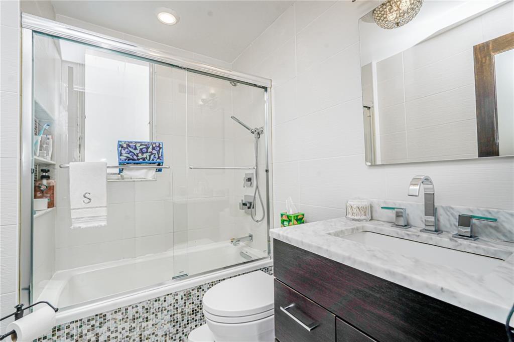 1654 East 10th Street Homecrest Brooklyn NY 11223