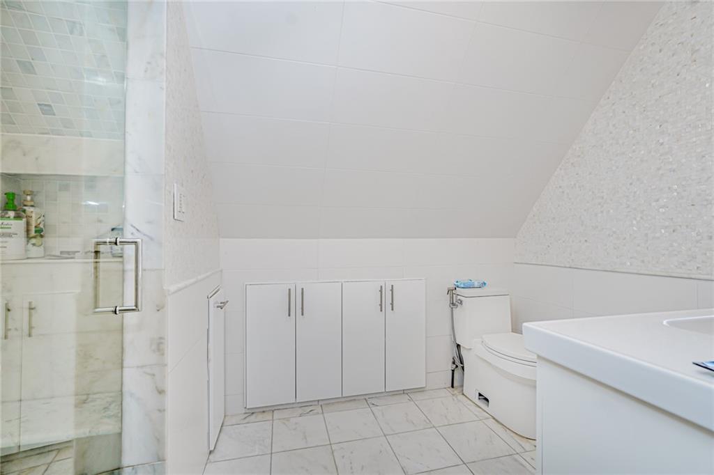 1654 East 10th Street Homecrest Brooklyn NY 11223