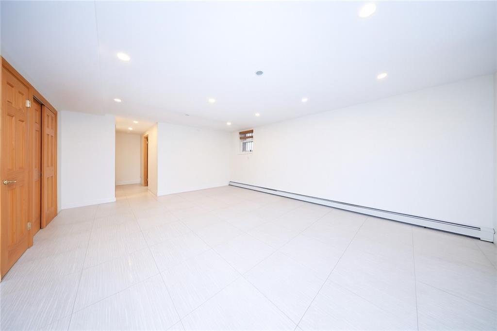 332 Bay 10th Street Dyker Heights Brooklyn NY 11228