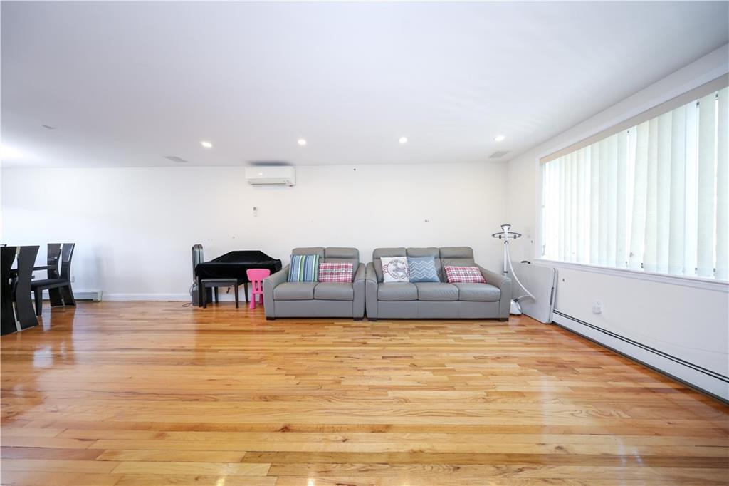 332 Bay 10th Street Dyker Heights Brooklyn NY 11228