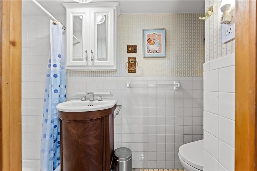 1715 East 35th Street Marine Park Brooklyn NY 11234