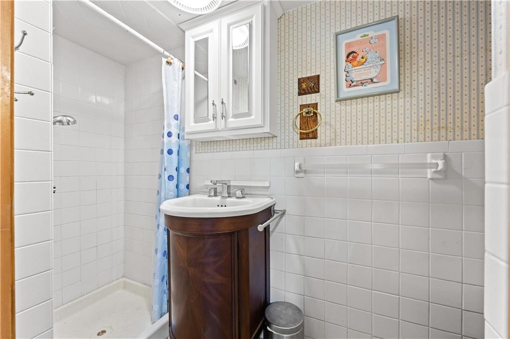 1715 East 35th Street Marine Park Brooklyn NY 11234