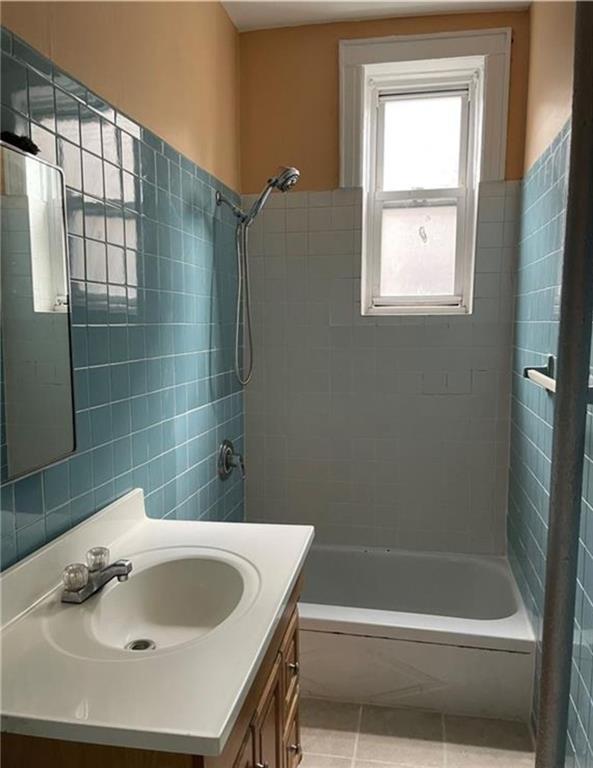 1424 71st Street Bensonhurst Brooklyn NY 11228