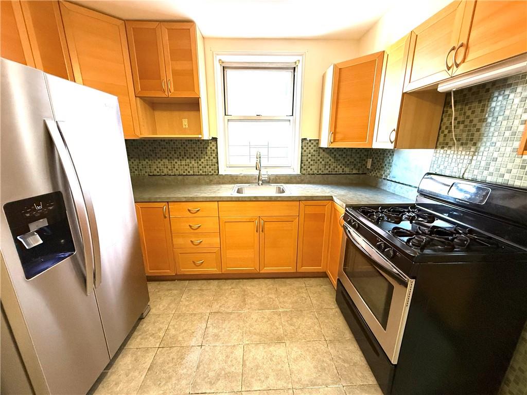 2580 Ocean Parkway Gravesend Brooklyn NY 11235