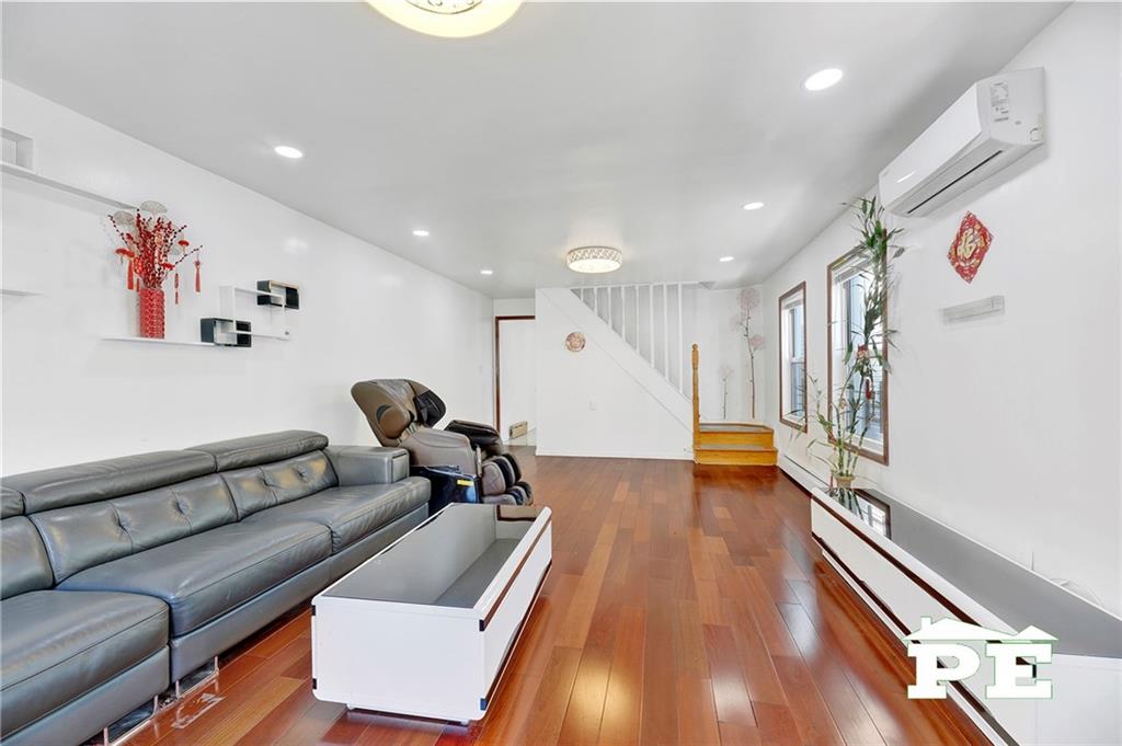 3168 Whitney Avenue Gerritsen Beach Brooklyn NY 11229