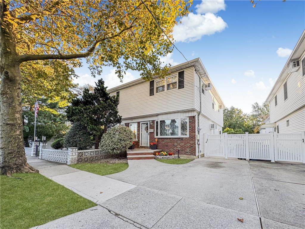 154 Dongan Hills Avenue Dongan Hills Staten Island NY 10305
