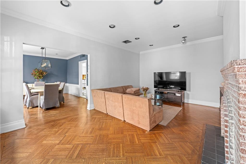 309 Avenue J Midwood Brooklyn NY 11230