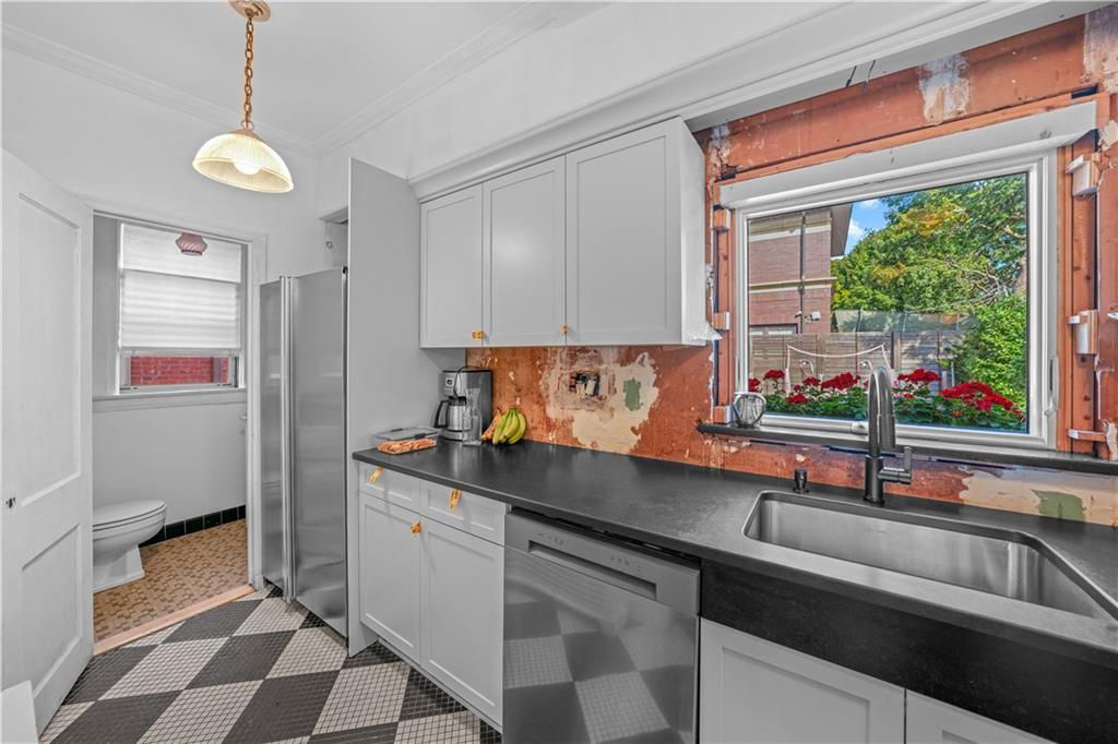 309 Avenue J Midwood Brooklyn NY 11230