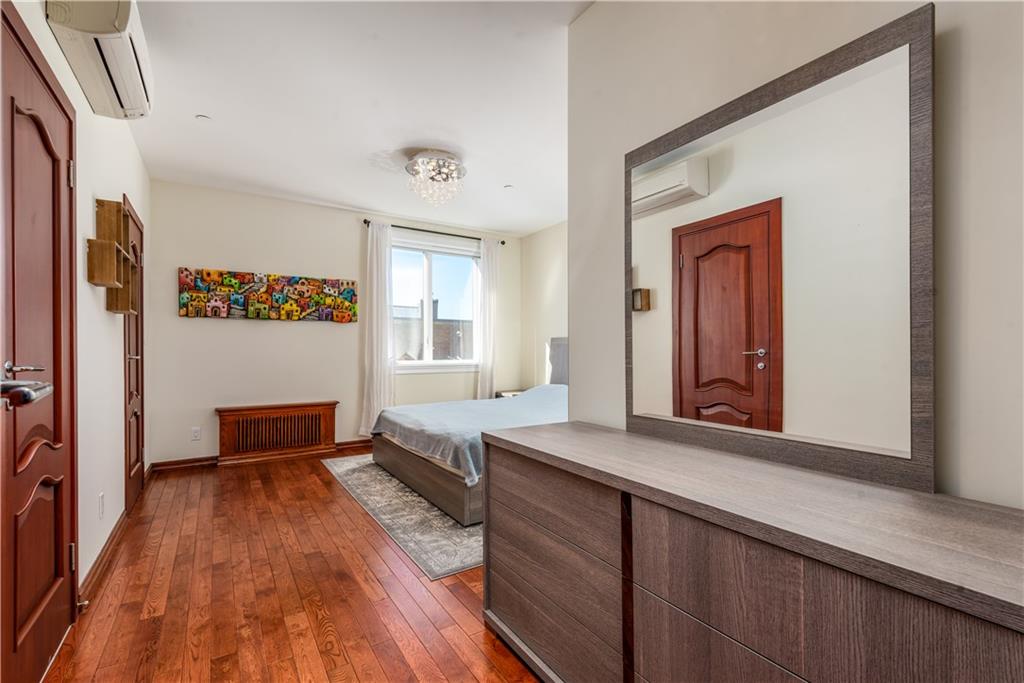 1737 East 21st Street Madison Brooklyn NY 11229