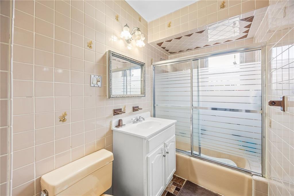 1569 East 34th Street Marine Park Brooklyn NY 11234