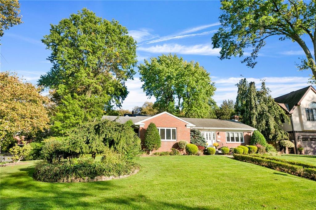 125 Bertha Place Grymes Hill Staten Island NY 10301