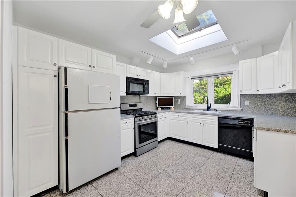 125 Bertha Place Grymes Hill Staten Island NY 10301