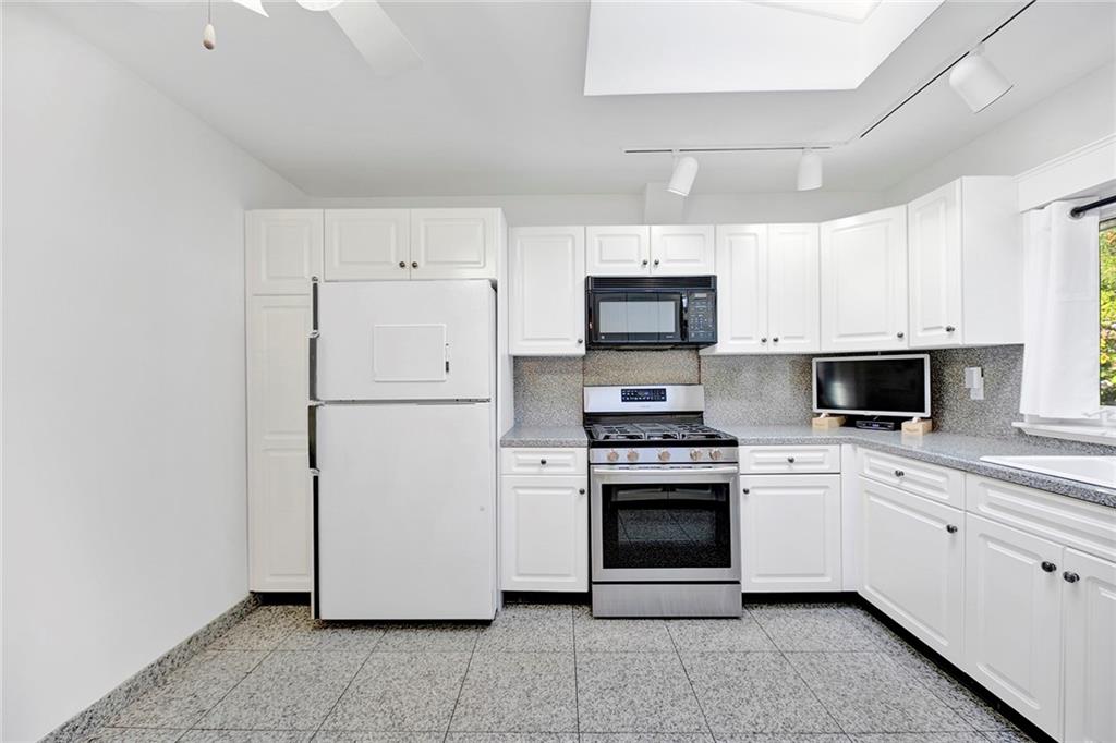 125 Bertha Place Grymes Hill Staten Island NY 10301