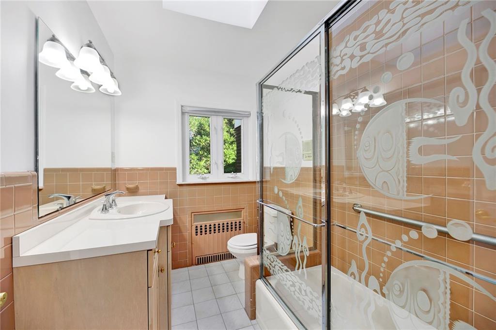 125 Bertha Place Grymes Hill Staten Island NY 10301