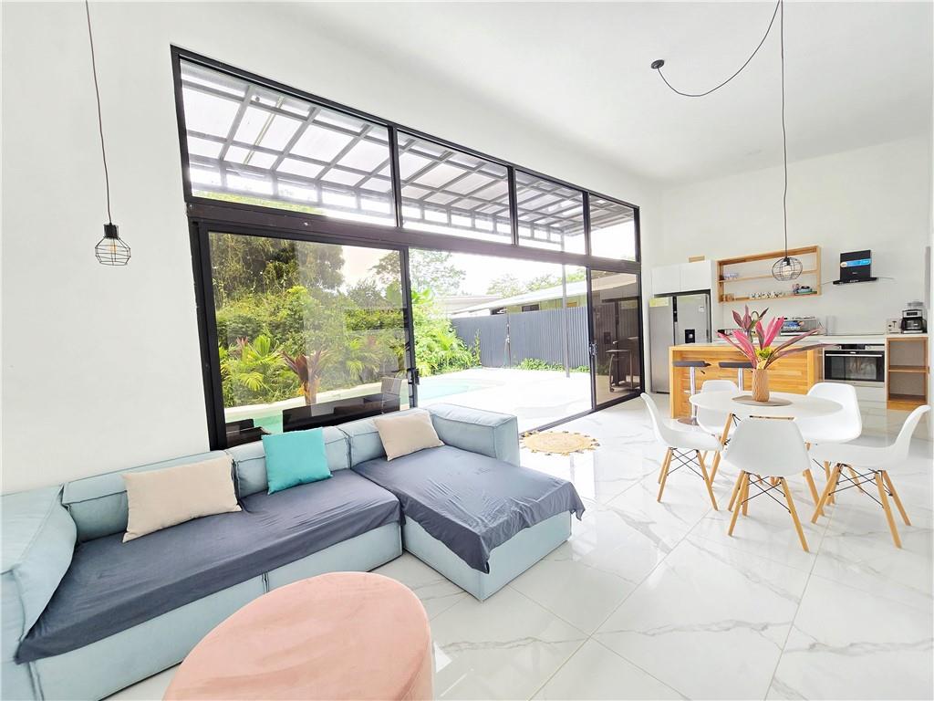 15 Tali C. Street Out of NYC Other XX 60504