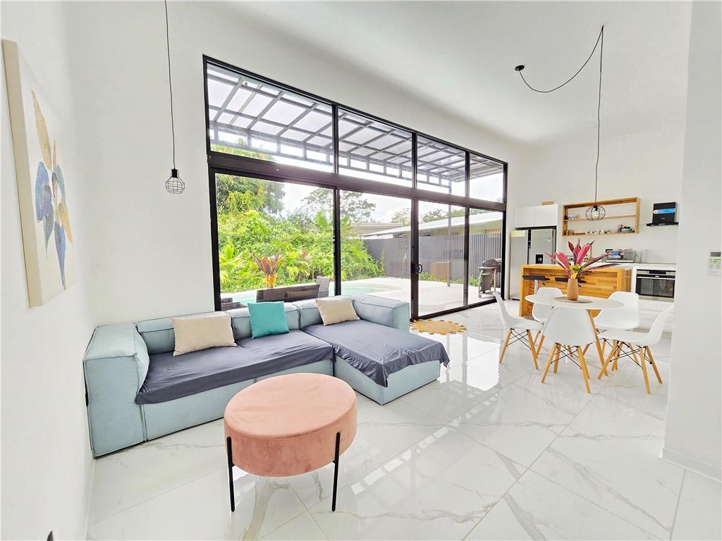 15 Tali C. Street Out of NYC Other XX 60504