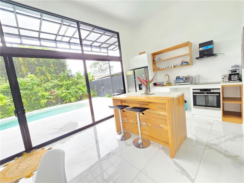 15 Tali C. Street Out of NYC Other XX 60504