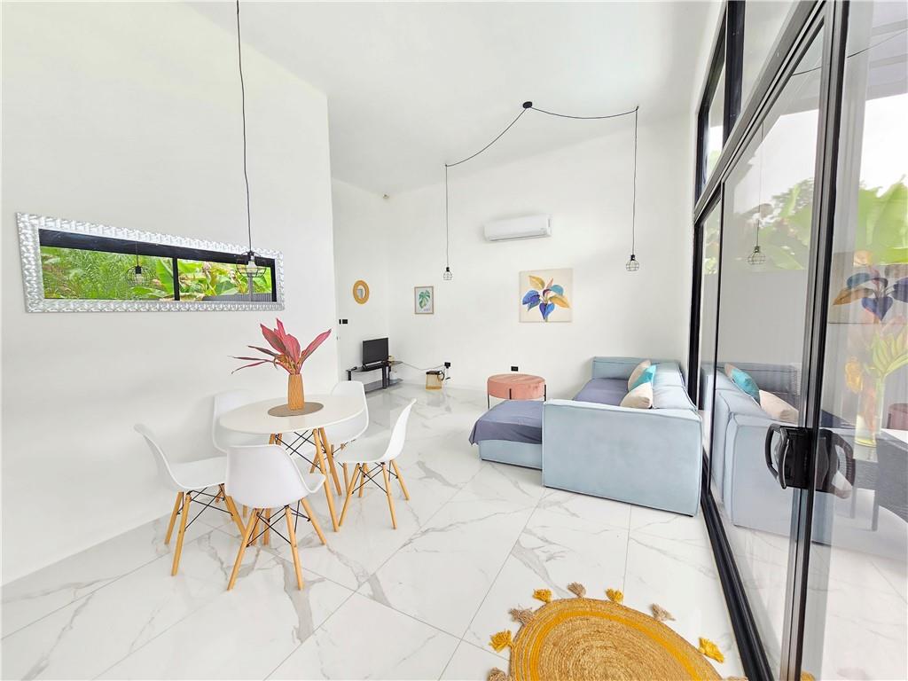 15 Tali C. Street Out of NYC Other XX 60504