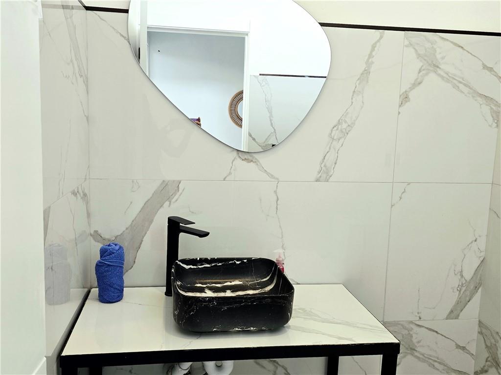 15 Tali C. Street Out of NYC Other XX 60504