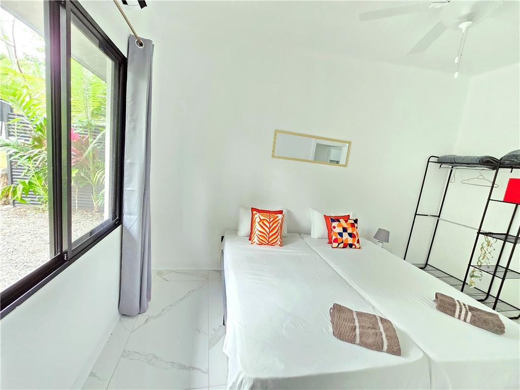 15 Tali C. Street Out of NYC Other XX 60504