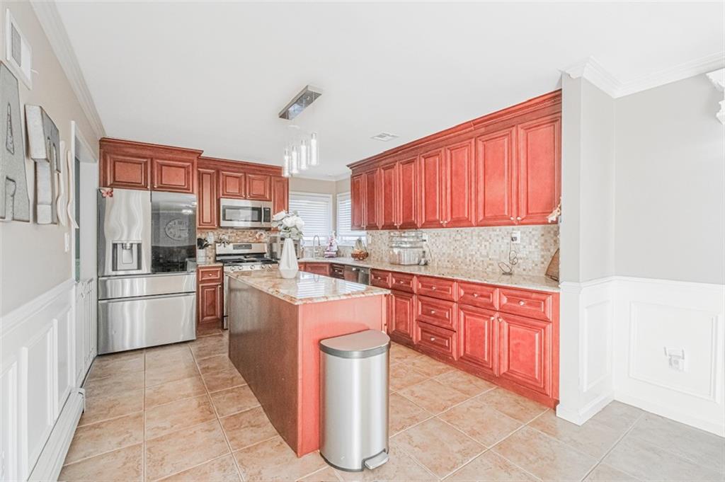 22 Alverson Avenue Rossville Staten Island NY 10309