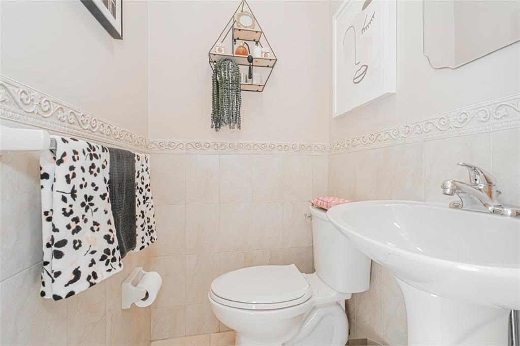 22 Alverson Avenue Rossville Staten Island NY 10309