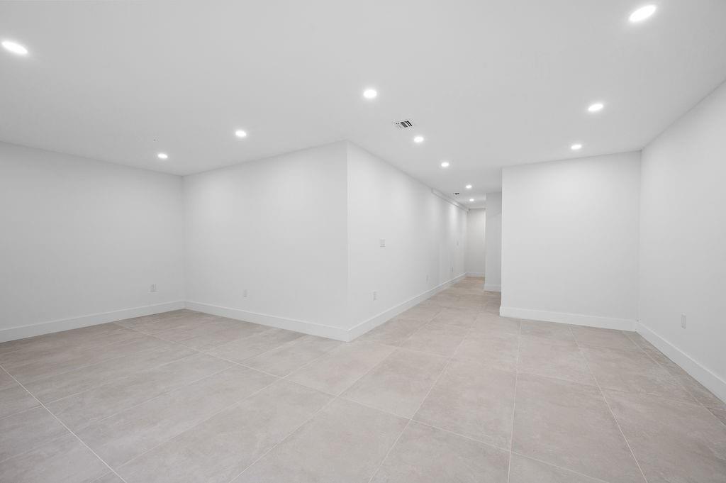 5635 Amboy Road Prince's Bay Staten Island NY 10309