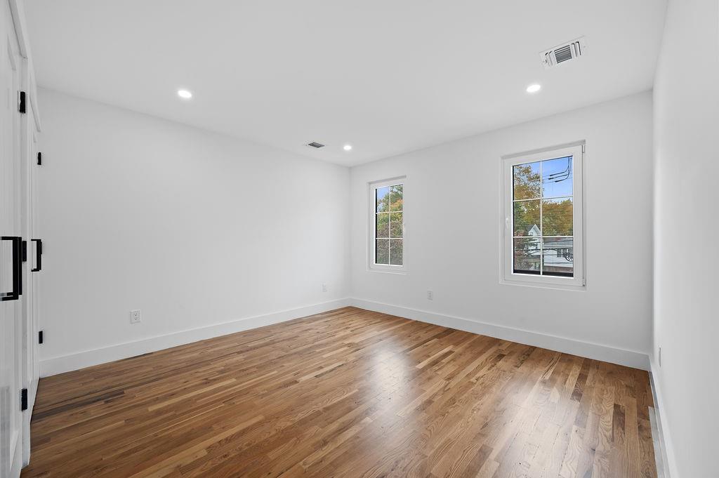 5635 Amboy Road Prince's Bay Staten Island NY 10309