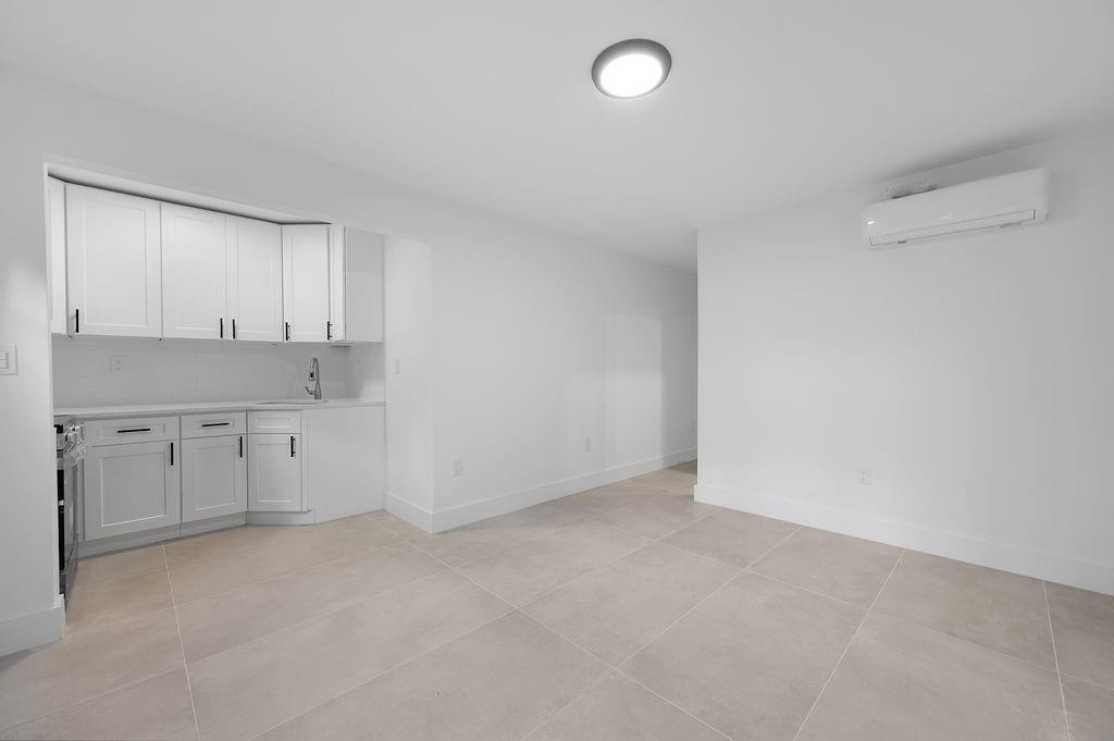 5635 Amboy Road Prince's Bay Staten Island NY 10309