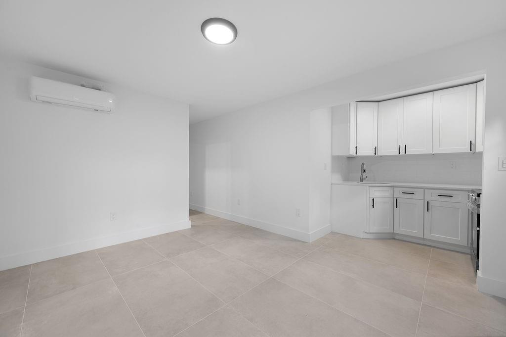 5639 Amboy Road Prince's Bay Staten Island NY 10309