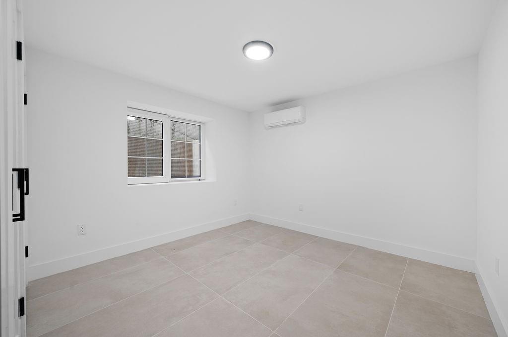 5639 Amboy Road Prince's Bay Staten Island NY 10309