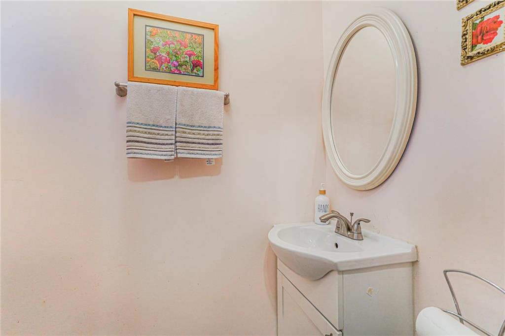 40 Bower Court Woodrow Staten Island NY 10309