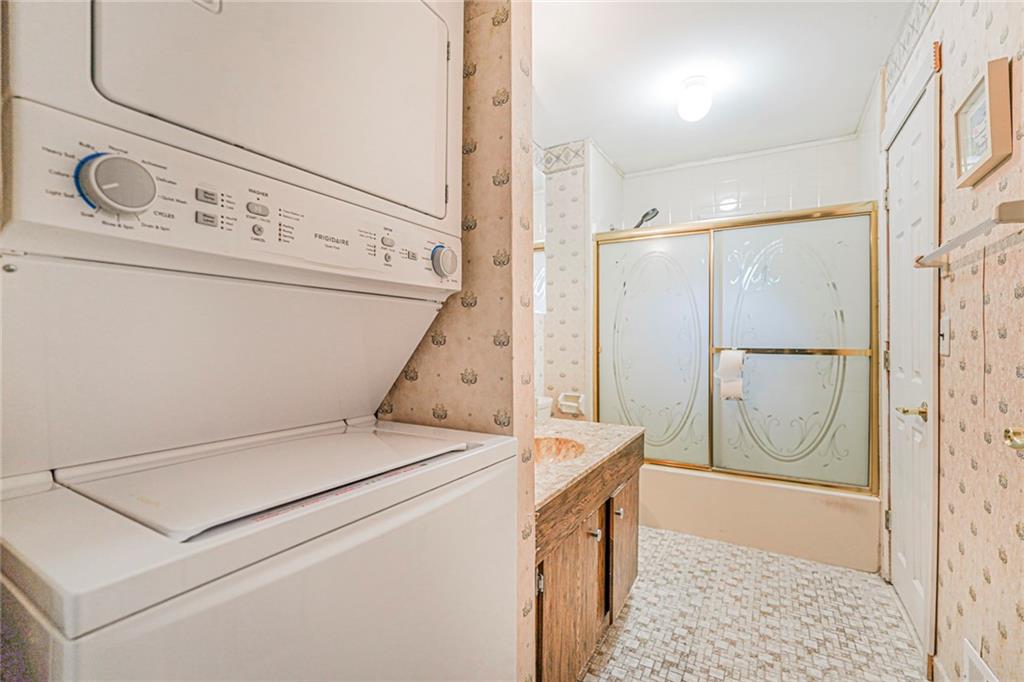 40 Bower Court Woodrow Staten Island NY 10309