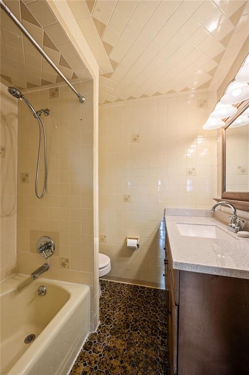 1956 84th Street Bensonhurst Brooklyn NY 11214