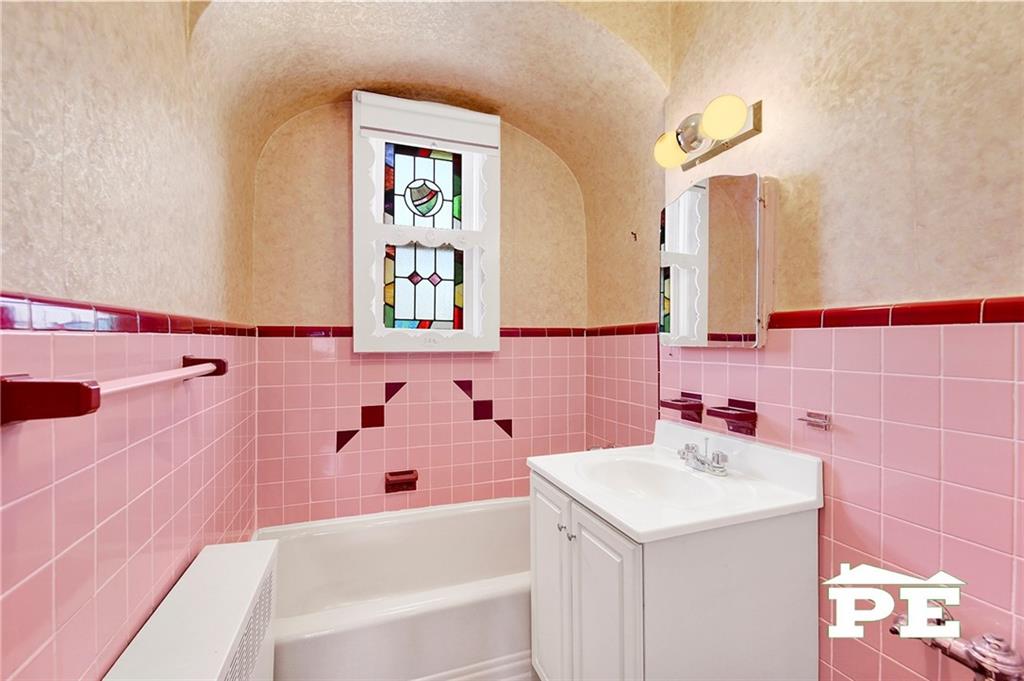 2146 East 28th Street Sheepshead Bay Brooklyn NY 11229