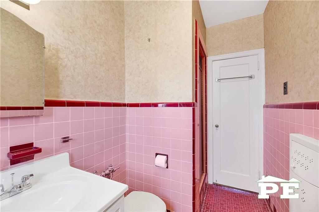 2146 East 28th Street Sheepshead Bay Brooklyn NY 11229