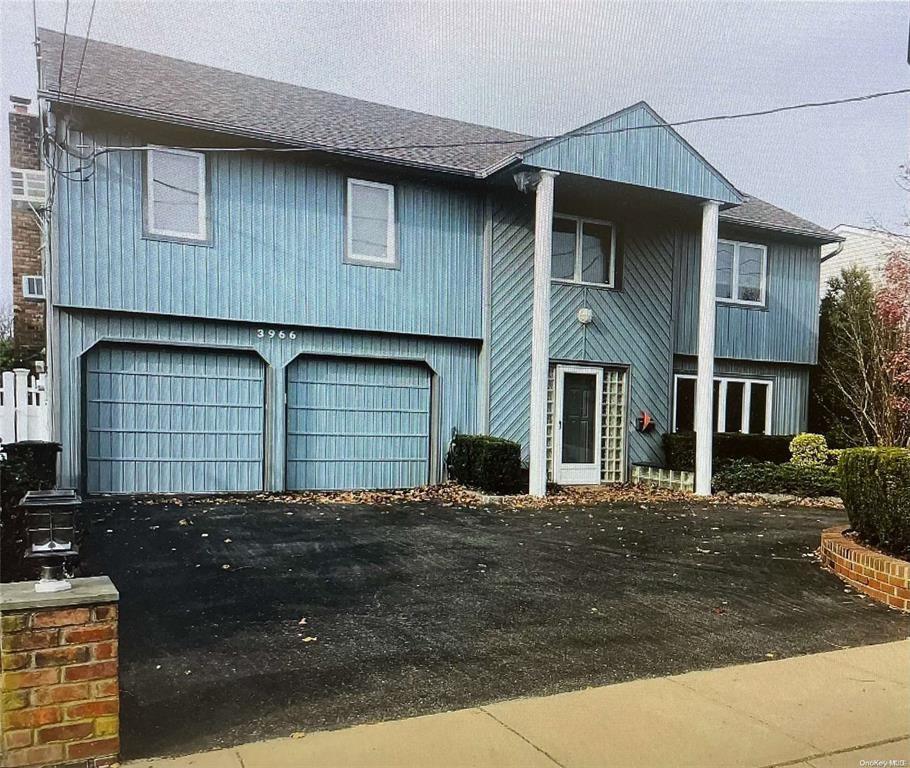 3966 Carrel Boulevard Out of NYC Oceanside NY 11572