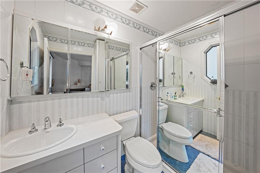 1405 East 7th Street Midwood Brooklyn NY 11230