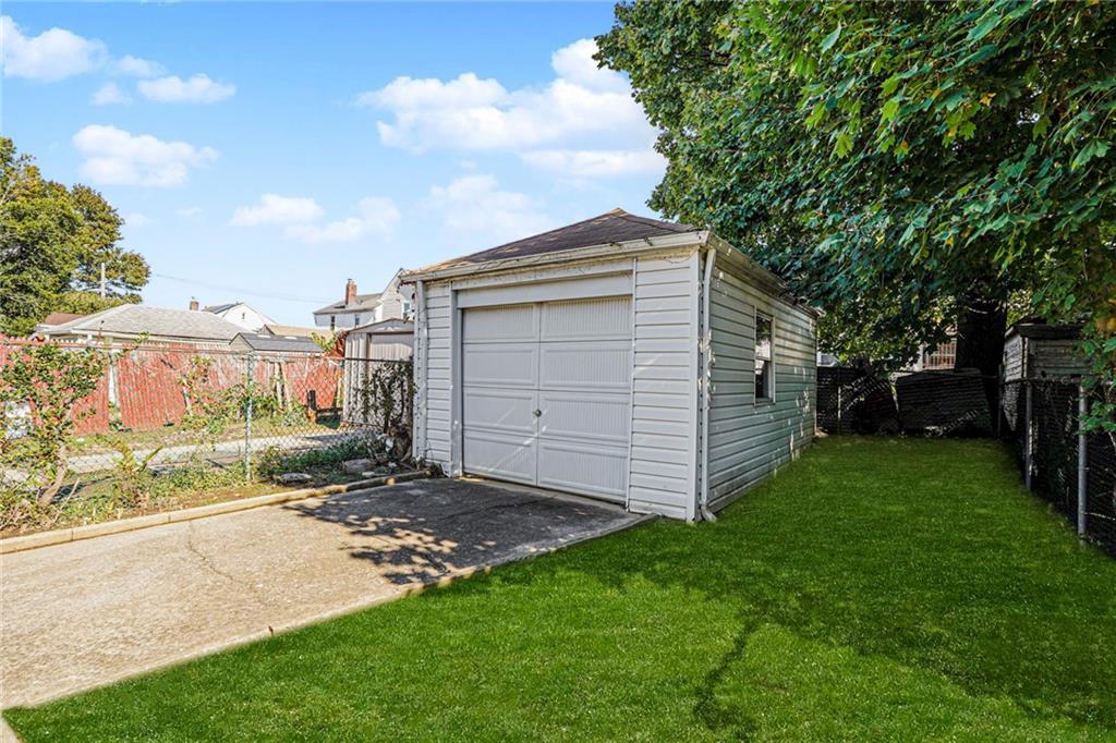 118-15 203rd Street Saint Albans St. Albans NY 11412