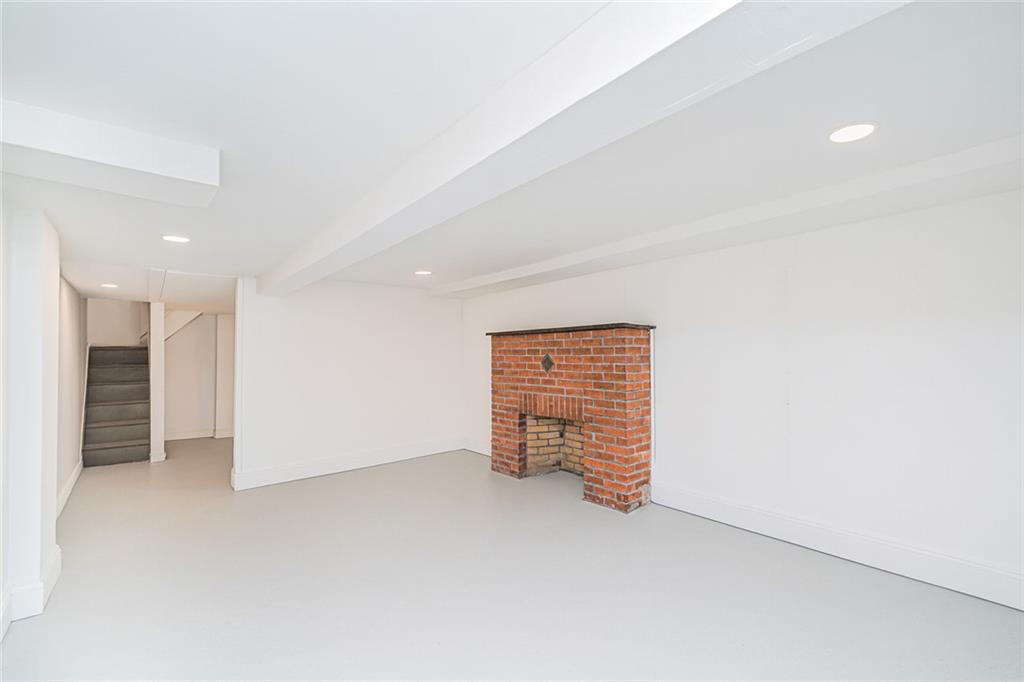 118-15 203rd Street Saint Albans St. Albans NY 11412