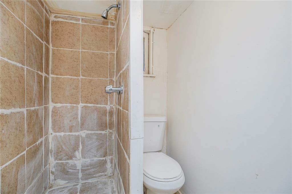 118-15 203rd Street Saint Albans St. Albans NY 11412