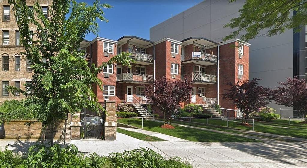 2963 Ocean Parkway Brighton Beach Brooklyn NY 11235