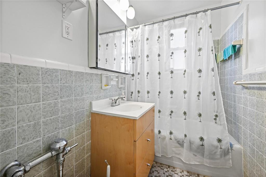 133 Beach 120th Street Rockaway Park Rockaway Park NY 11694